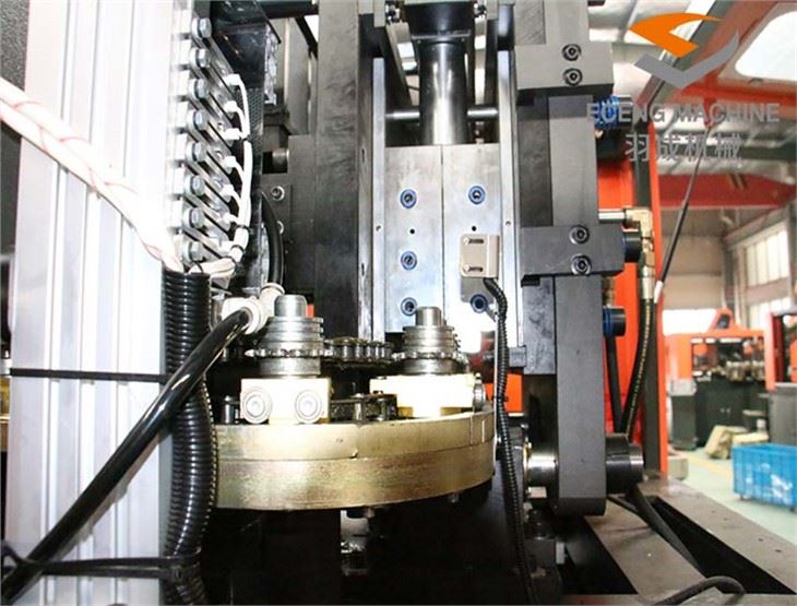 Liquid Soap Bottle Blow Molding Machine